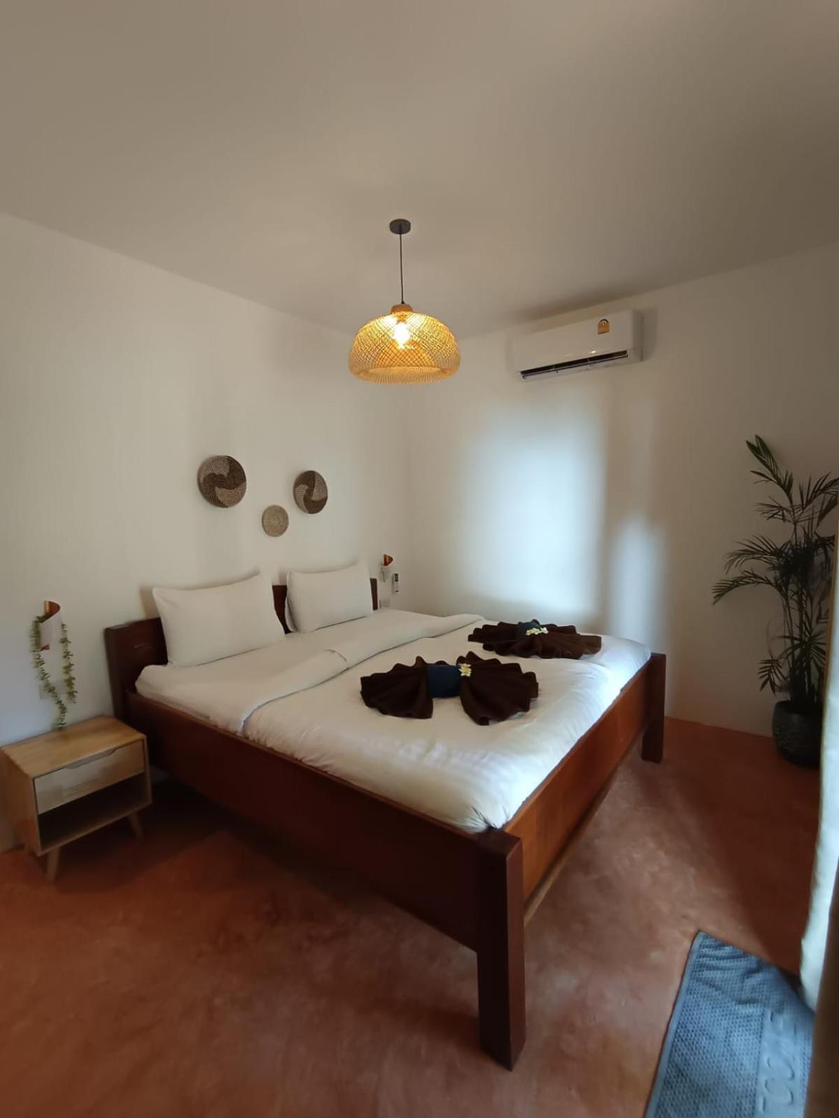 Ocean Vibes Hotel Thong Sala Buitenkant foto